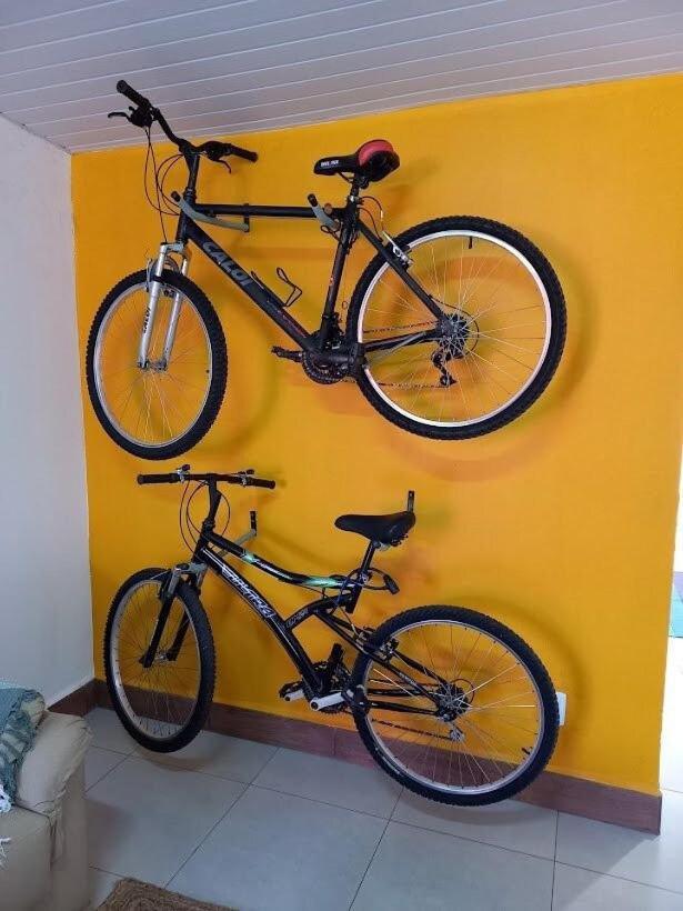 Casinha Aconchegante No Centro De Bonito I Tv, Ar-Condicionado, Bicicletas, Rede, Cozinha E Wi-Fi 20Mb Villa Buitenkant foto